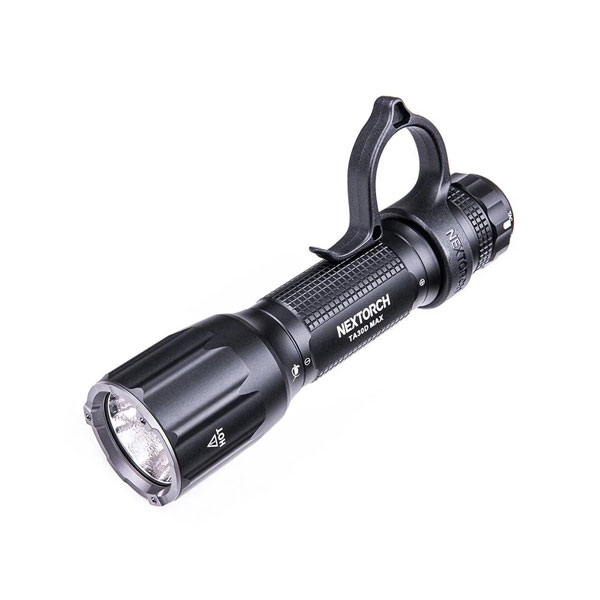NEX TA30D �����X�e�b�v�X�g���{���C�g 4,000 lm